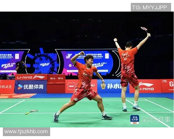 深圳羽毛球队的辉煌崛起与精英赛征程全景回顾 深圳羽毛球队的辉煌崛起与精英赛征程全景回顾