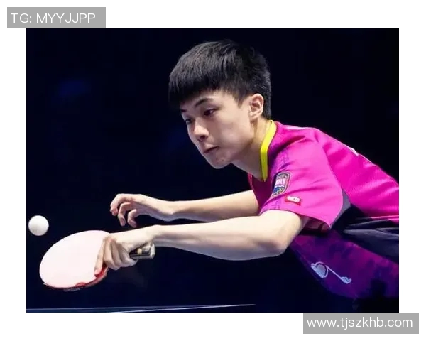 王姓小将崛起足球界新星的成长故事与辉煌成就分析