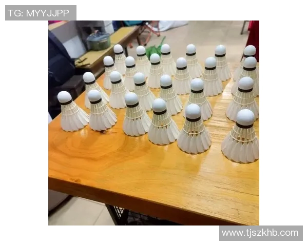 羽毛球新手必看:提升比赛意识的实用技巧与策略分享