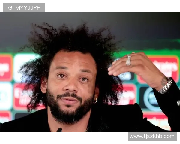 足球明星马塞洛的辉煌历程与对足球的热爱之路 足球明星马塞洛的辉煌历程与对足球的热爱之路